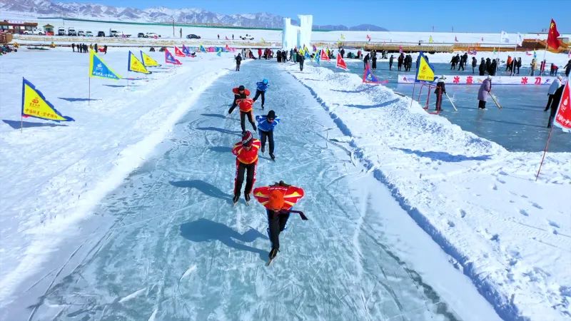 “悦动红城 醉美遵义”2025年遵义体育旅游推介活动在重庆成功举九游体育办